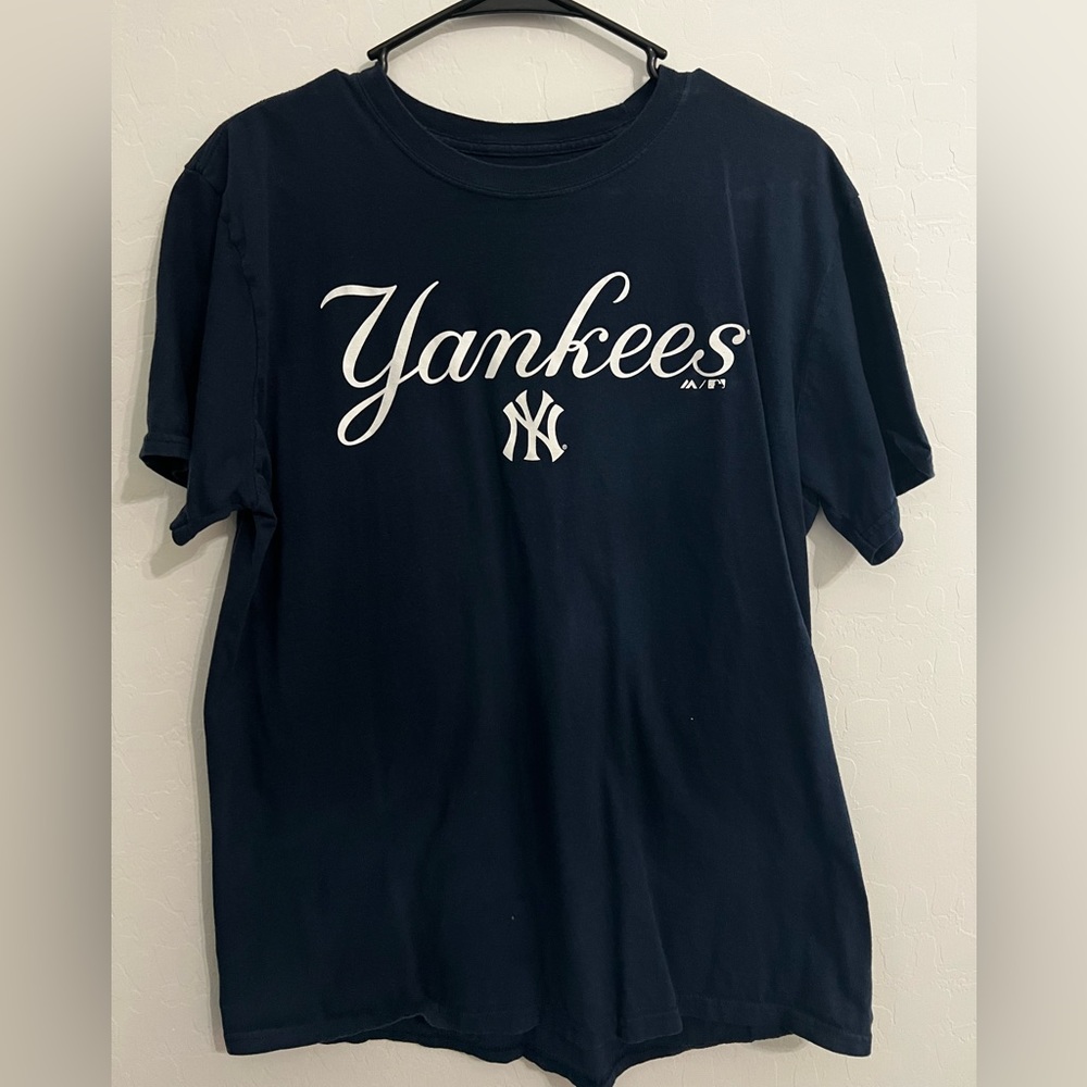 Majestic - Large - Navy Blue - New York Yankees - Short Sleeve shirt